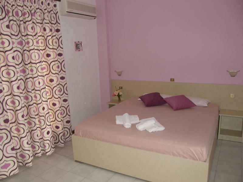 Yannis Apartments 아피토스 외부 사진
