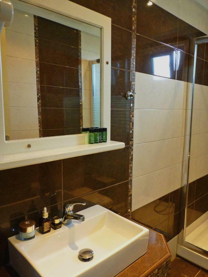 Yannis Apartments 아피토스 외부 사진