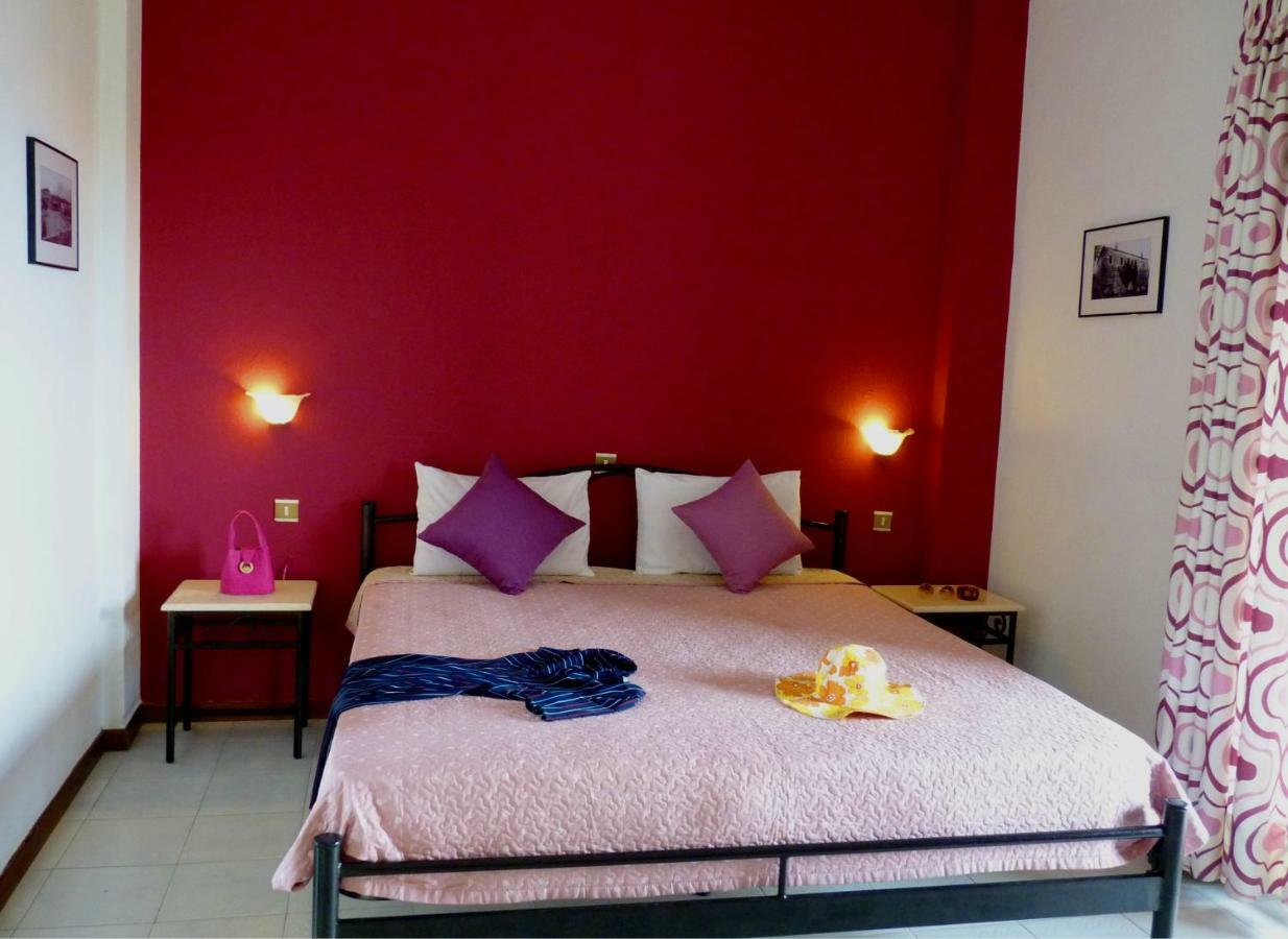 Yannis Apartments 아피토스 외부 사진