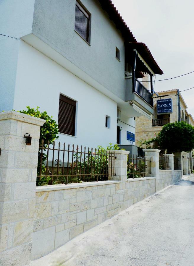 Yannis Apartments 아피토스 외부 사진